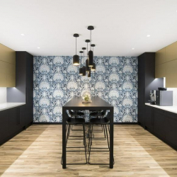 Office accomodation to rent in London