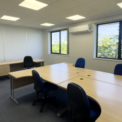 Serviced office to lease in Derby