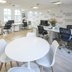 Serviced office to let in London