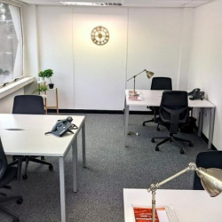 Office accomodation to rent in Croydon