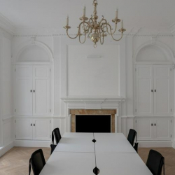Executive office centres in central London