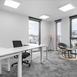 Offices at 22 Place de la Gare, Stop & Work, Brunoy, Stop & Work Brunoy, Brunoy