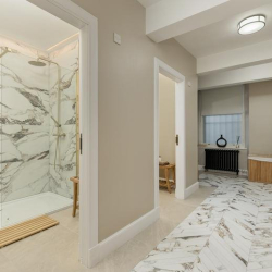 Exterior image of 22, Queen Street