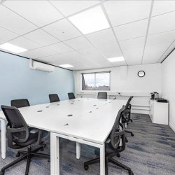 Office suite to let in Salisbury