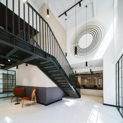 Executive offices to let in London