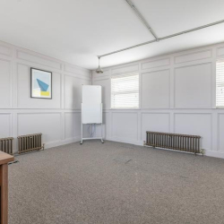 Exterior image of 22b, High Street