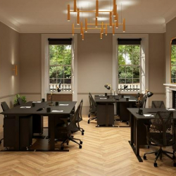 Serviced office to let in London