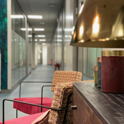 Office spaces in central Issy-Les-Moulineaux