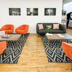 Executive office centre to let in London