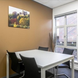 Serviced offices to let in Redhill