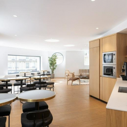 Interior of 26 Rue de Montholon