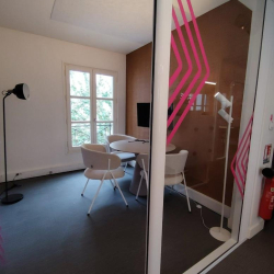 Exterior view of 26, Rue Henry Monnier