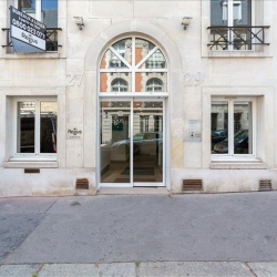 Executive offices in central Paris