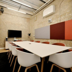 Serviced office centre to lease in London