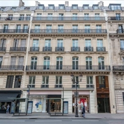 Serviced office centre to rent in Paris