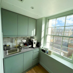 Serviced office in London