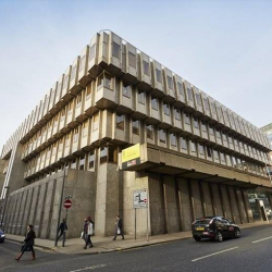 Exterior view of 27 King Street, Bank House