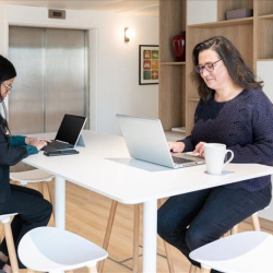 Office accomodations to hire in Paris