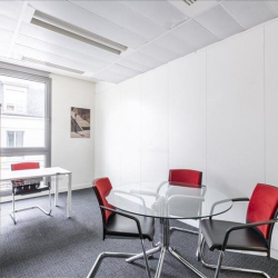 Serviced office in Paris