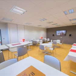 Le Mans serviced office