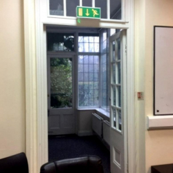 Executive office centres to let in London