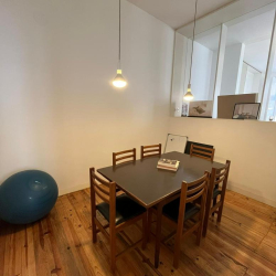 Exterior image of 2B, Beco do Rosendo