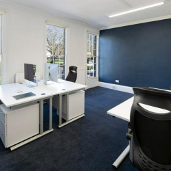 Executive office centre to lease in Bath