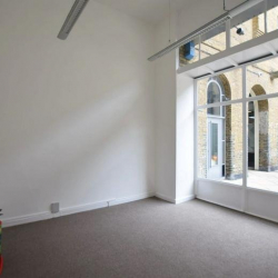 Serviced office centres to let in London