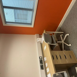 Serviced office to let in Leicester