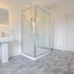 Office suites in central Hertford