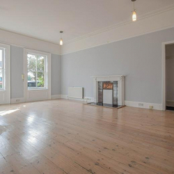Office suite to lease in Hertford