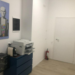 Office accommodation to hire in Sondrio