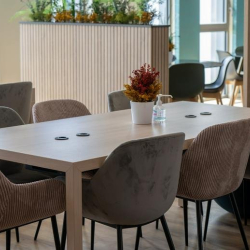 Exterior image of 31 Rue Caroline Aigle