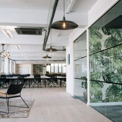 Office suite to rent in London