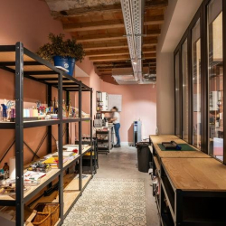Exterior image of 32, Carrer dels Flassaders, Ciutat Vella