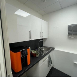 Office suites to lease in London