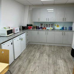 Office accomodations to hire in Eastbourne