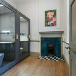 Exterior view of 32 Welbeck Street, Marylebone