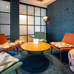 Serviced office centres to let in London