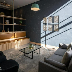 Executive office centre to let in Bristol