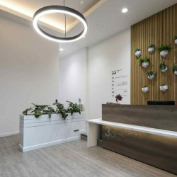 Serviced office to let in London