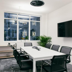 Serviced office centre to rent in London