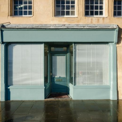Exterior view of 339, 343 High Street, Law's Close, Merchant's House