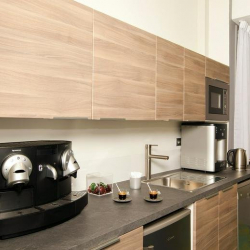 Office accomodation in Paris