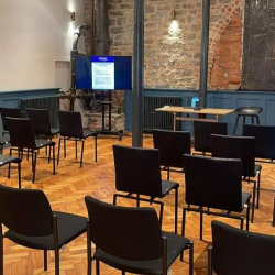 Executive office to lease in Dundee