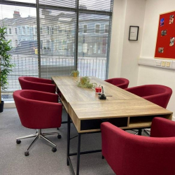 Executive office centre to rent in London