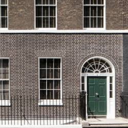 Serviced offices to rent in London