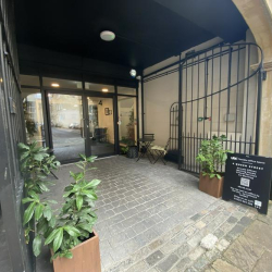 Exterior image of 4 Queen Street