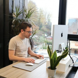 Office suite to rent in Bristol