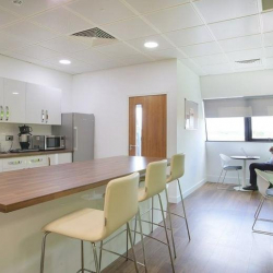 Executive office centres to lease in Reading